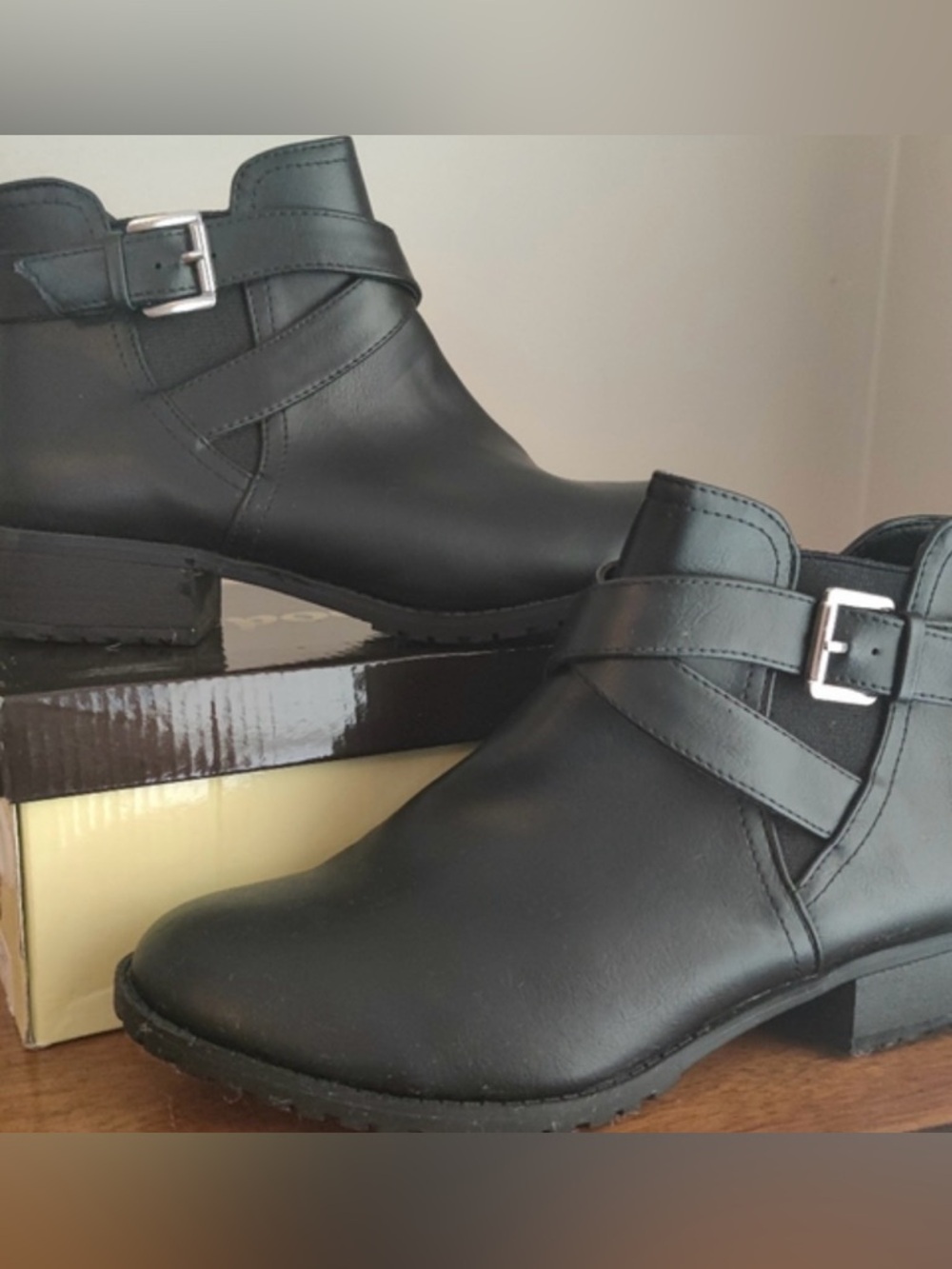 New 9W Time and Tru Black Leather Buckle Ankle Boots - Women